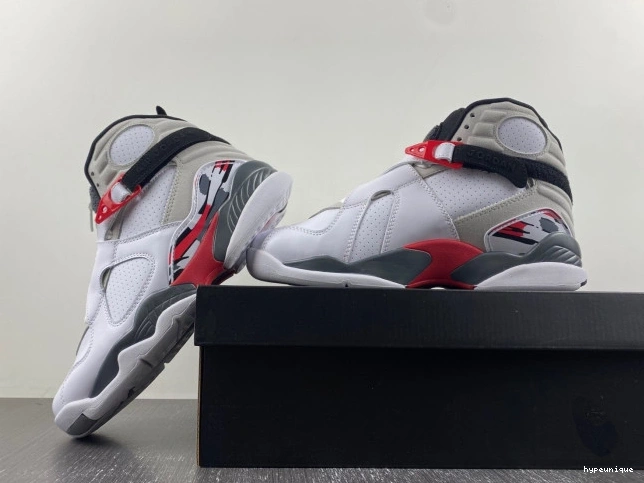 HYPE Jordan Bugs Bunny (2013) Retro 305381-103 Air 8 0813